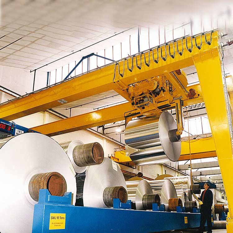 雙主梁門式起重機(jī)